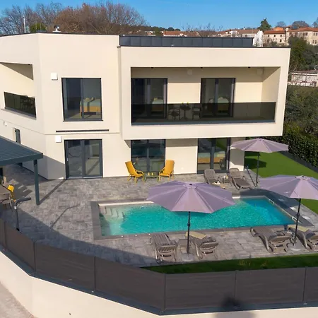 Mila - New 2025 Villa