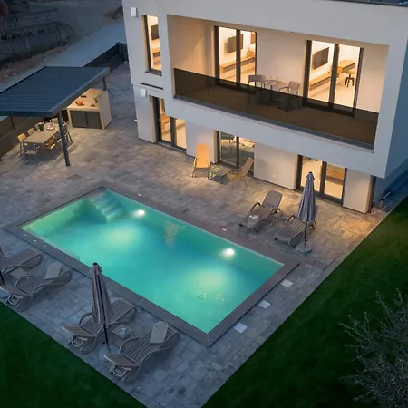Mila - New 2025 Villa *